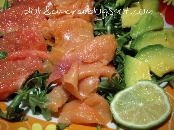 ANTIPASTO DI SALMONE E AVOCADO