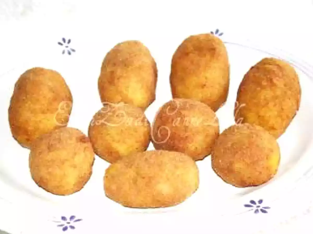 Arancine al burro, pistacchio e cioccolato.