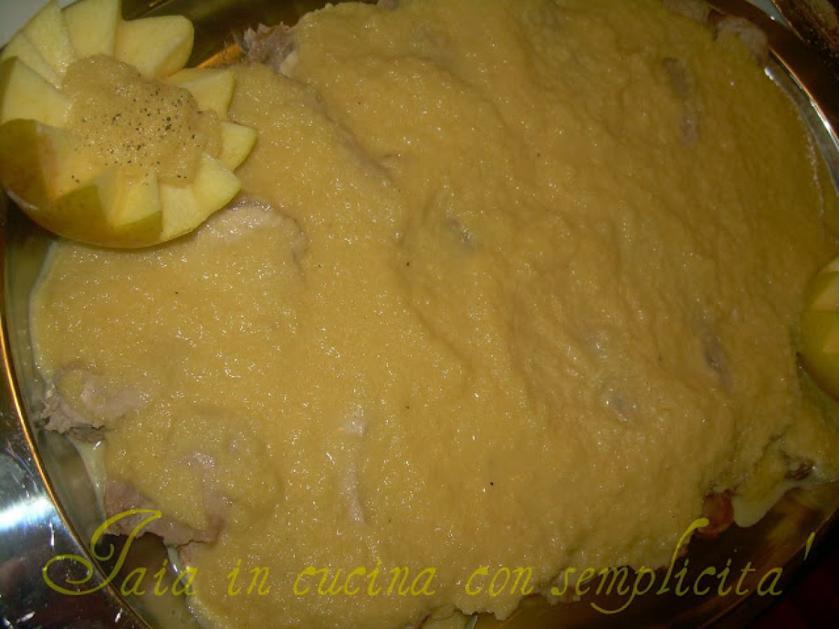 Arista di maiale con le mele, foto 1
