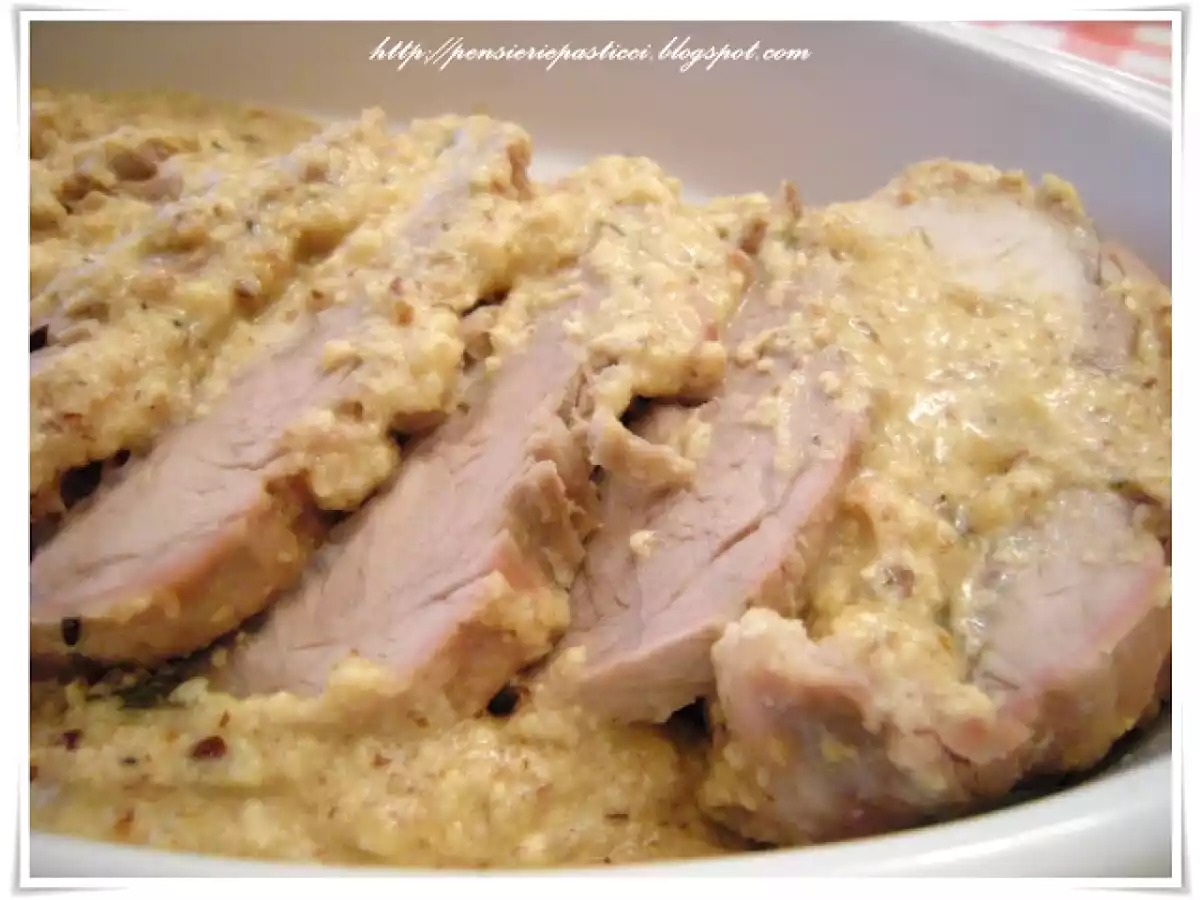 Arista di maiale in salsa alle nocciole