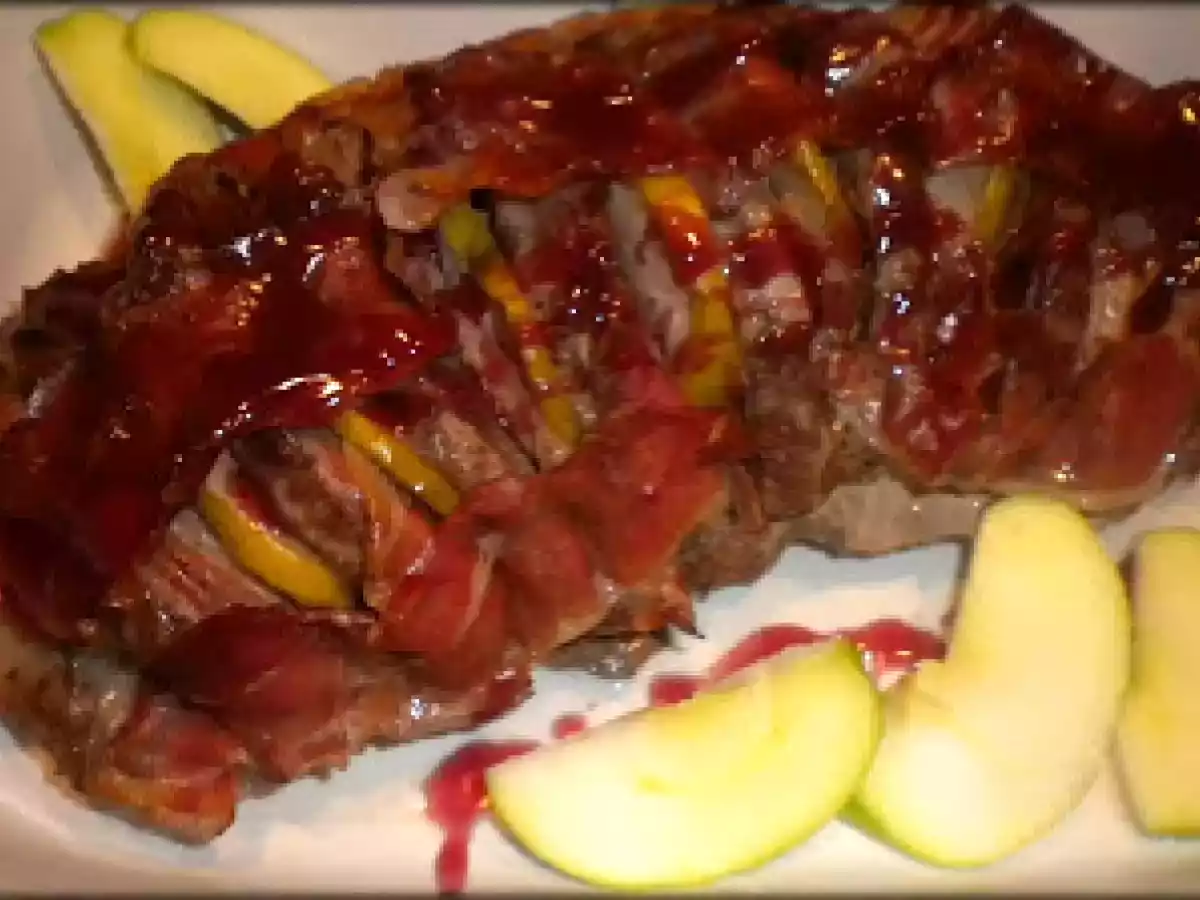 Arista di maialino ripiena di mele smith