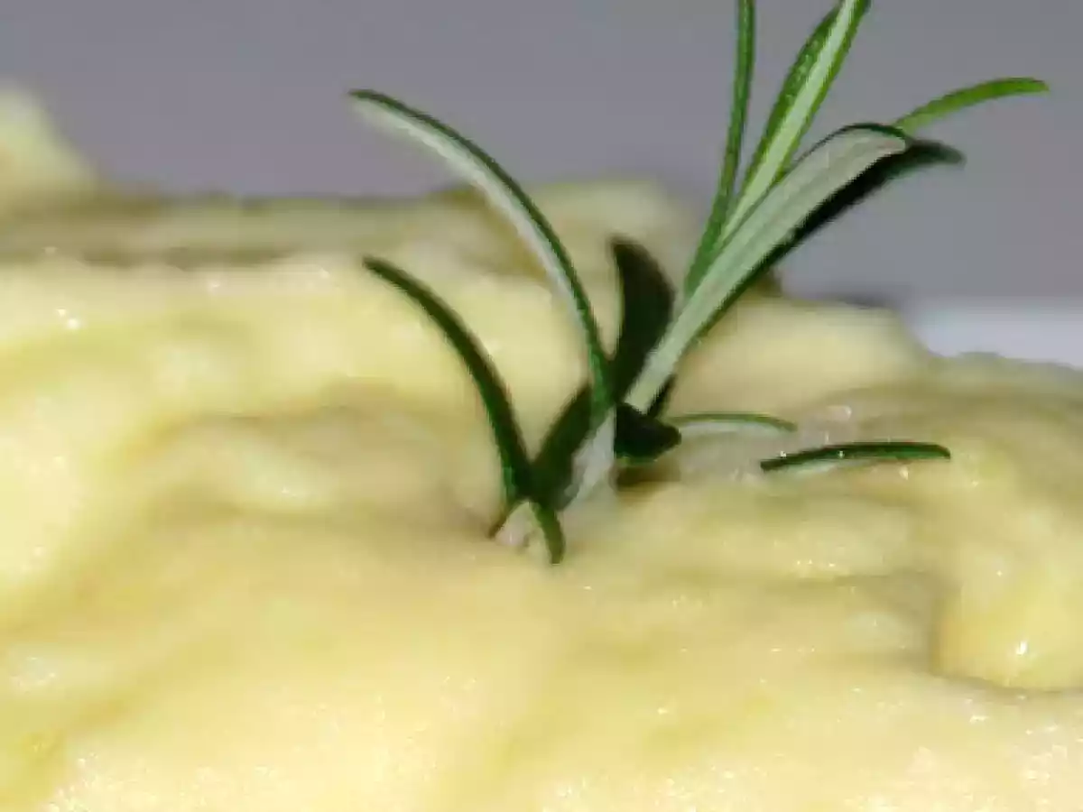 Arrosto di maiale al pepe nero con purè aromatico. - foto 3