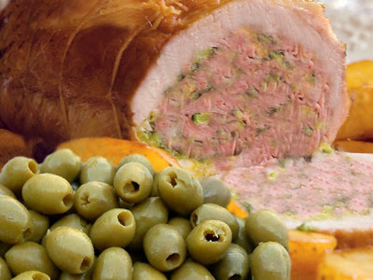 Arrosto di Vitello con Ripieno al Prosciutto