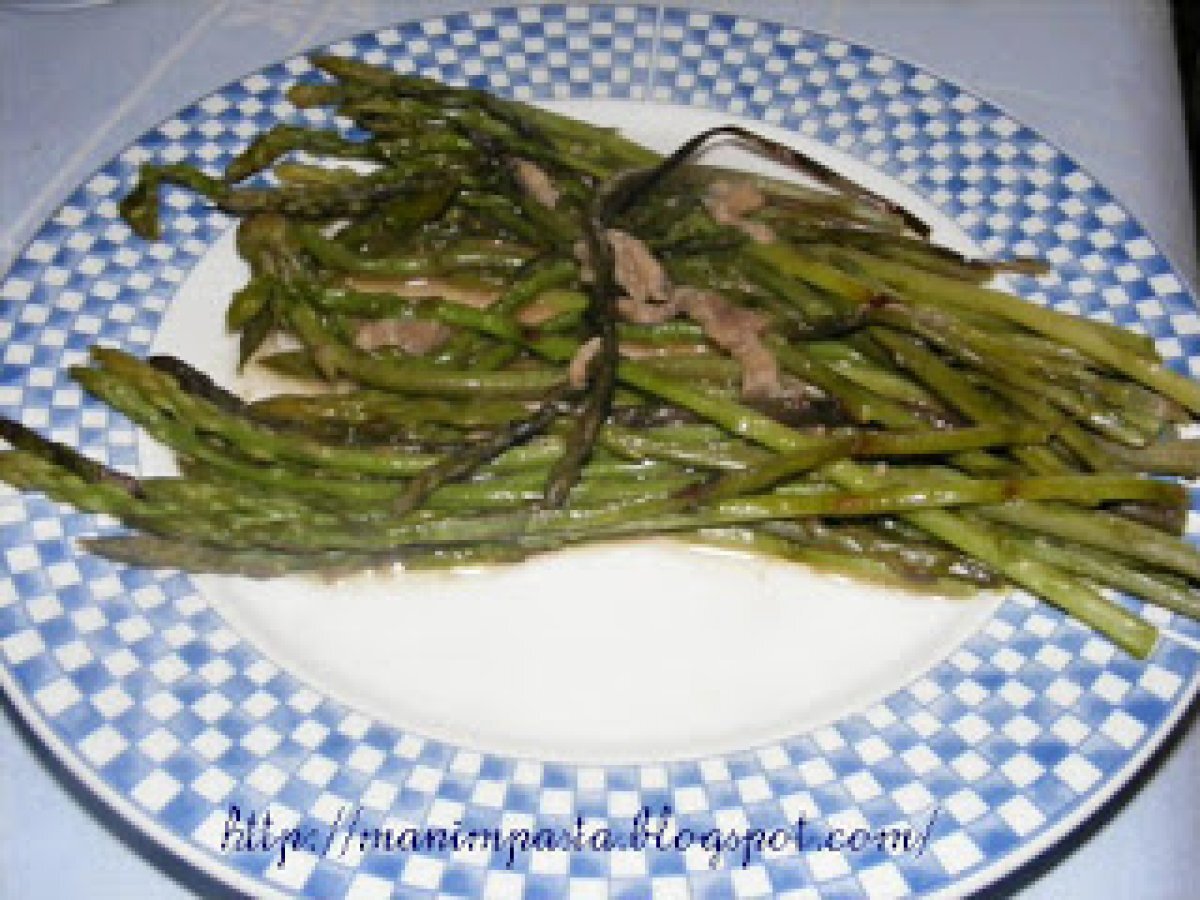 Asparagi in salsa di acciughe