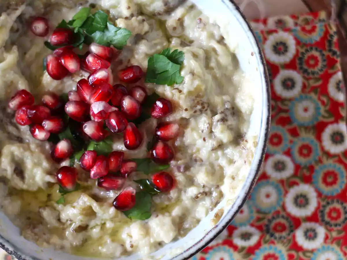 Baba ganoush, la deliziosa crema di melanzane mediorientale - foto 2