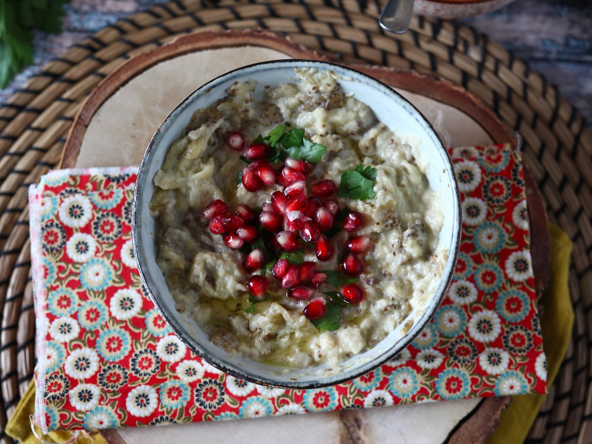 Baba ganoush, la deliziosa crema di melanzane mediorientale - foto 6