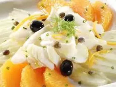 Baccalà marinato con arancia, finocchi e olive nere