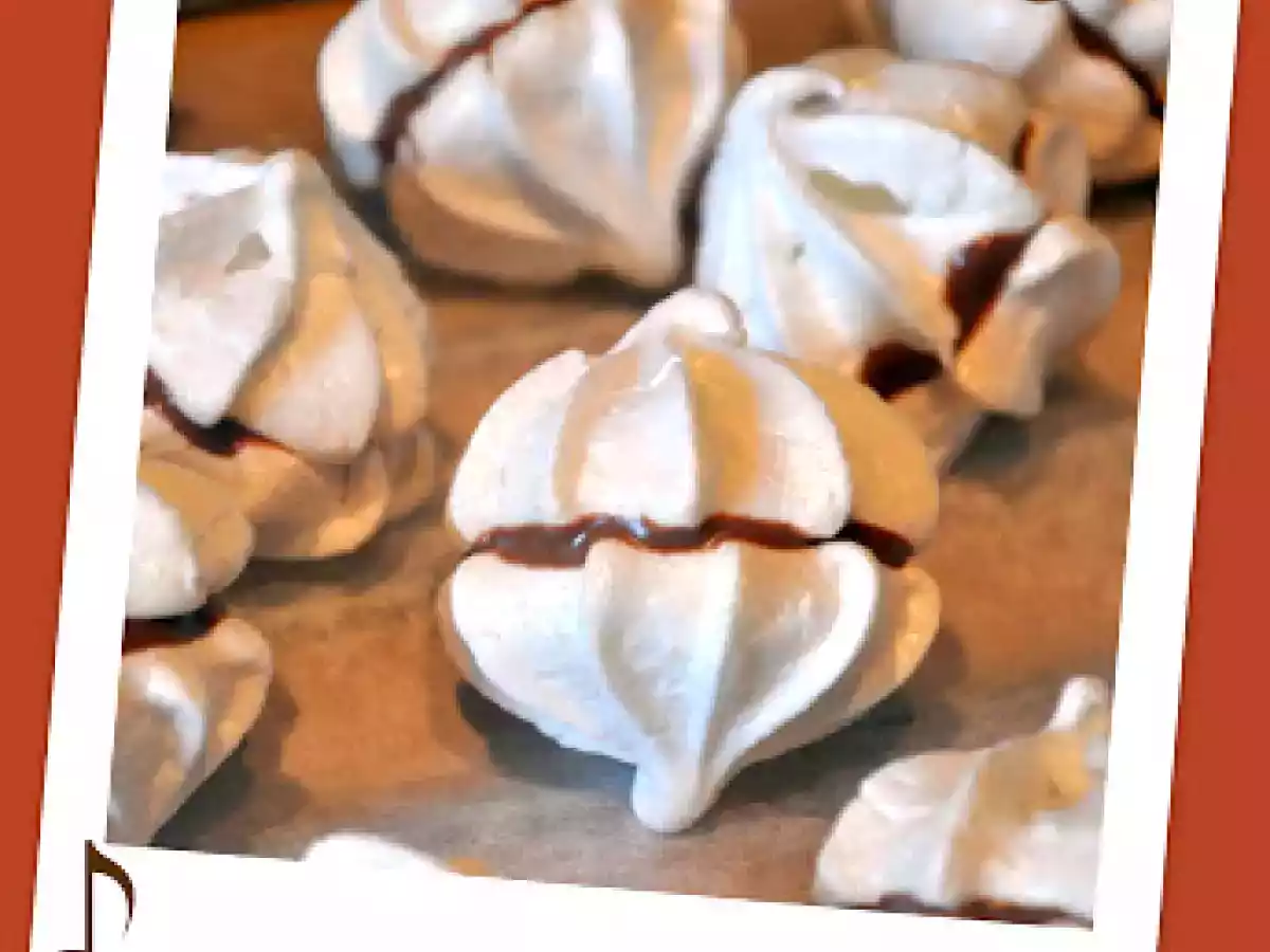 Baci di meringhe con cioccolato - foto 2