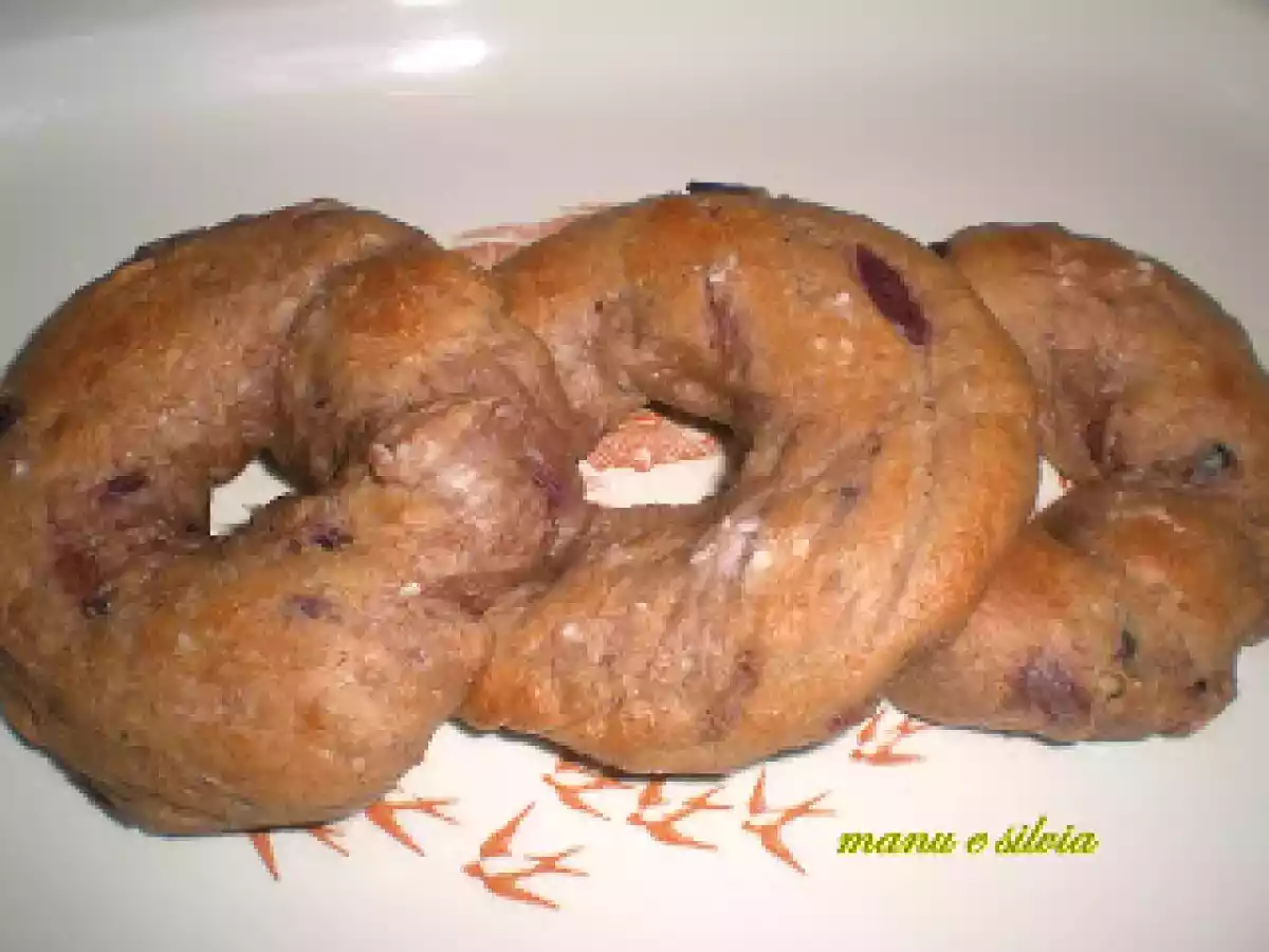Bagel alle cipolle caramellate