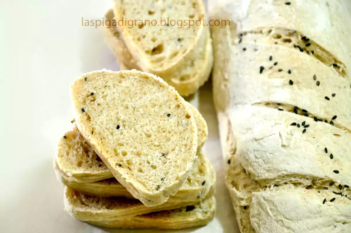 Baguette di farro semi-integrale con semi di nigella