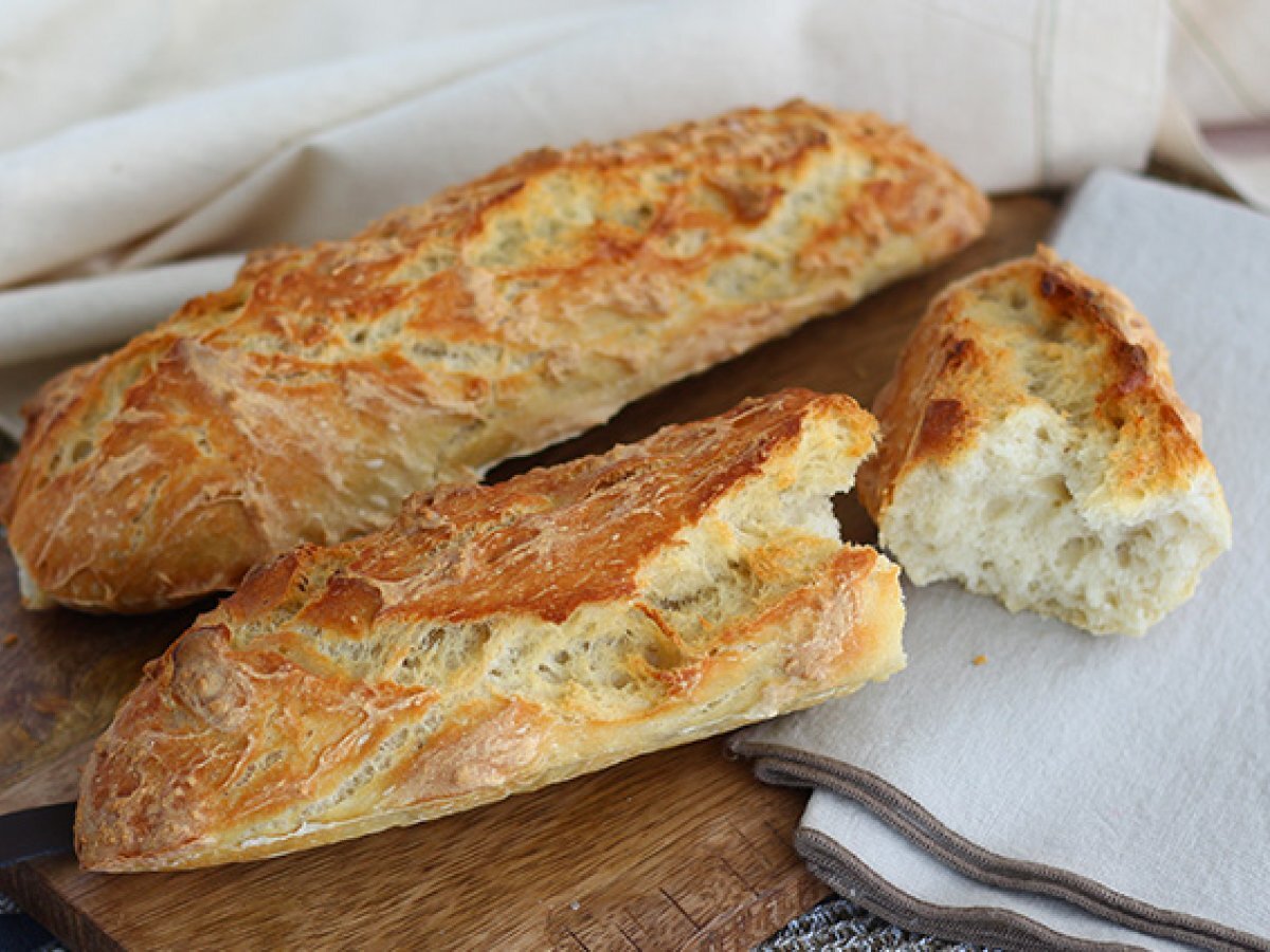 Baguette, la ricetta facile per prepararla a casa - foto 4