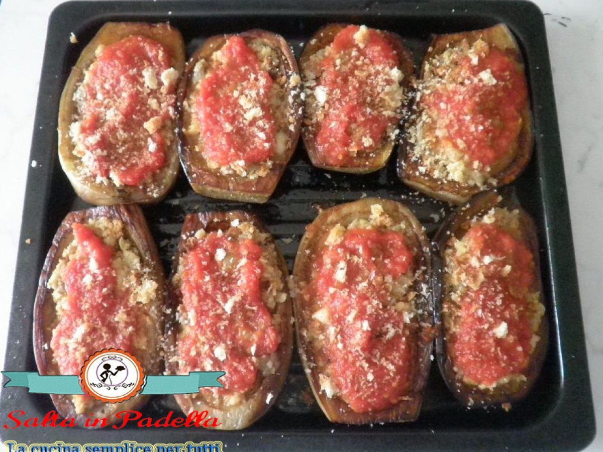 Barchette di Melanzane ripiene con salame e pane - foto 5