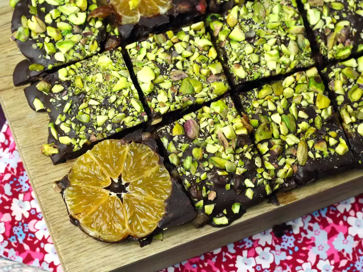 Barretta di cioccolato al pistacchio e mandarino: facilissima da preparare e golosa - foto 4