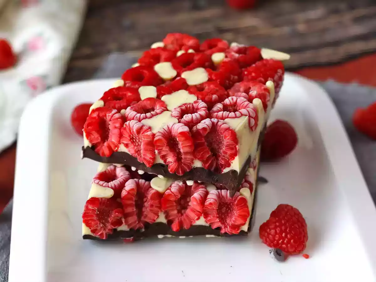 Barretta di cioccolato e lamponi: elegante e golosa! - foto 6