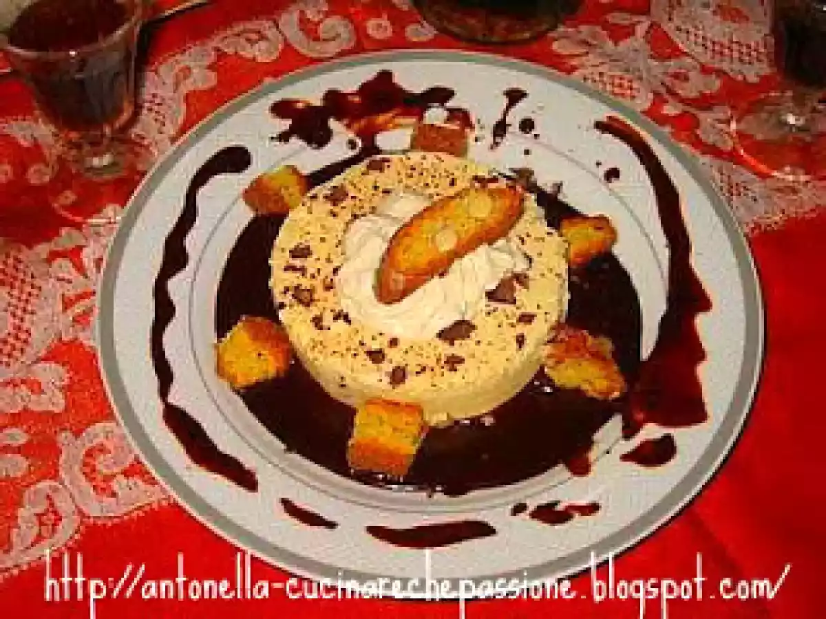 Bavarese di Cantucci e Vin Santo