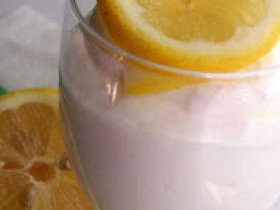 Bavarese di yogurt al limone