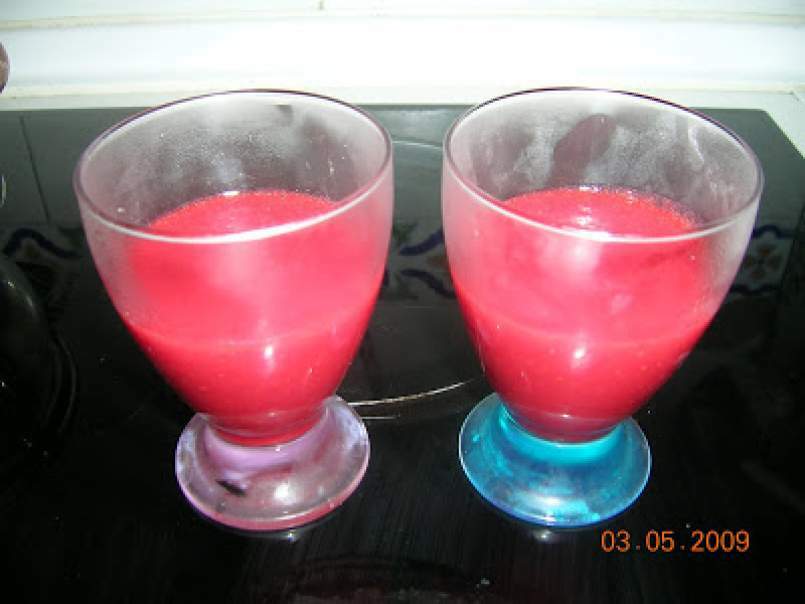 Bicchierini di fragole e latte condensato - foto 2