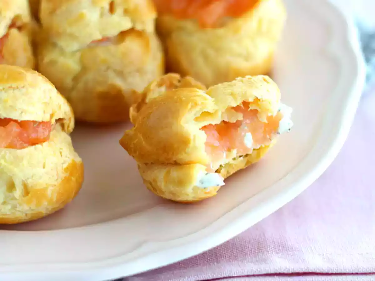 Bignè salati con salmone affumicato - foto 4
