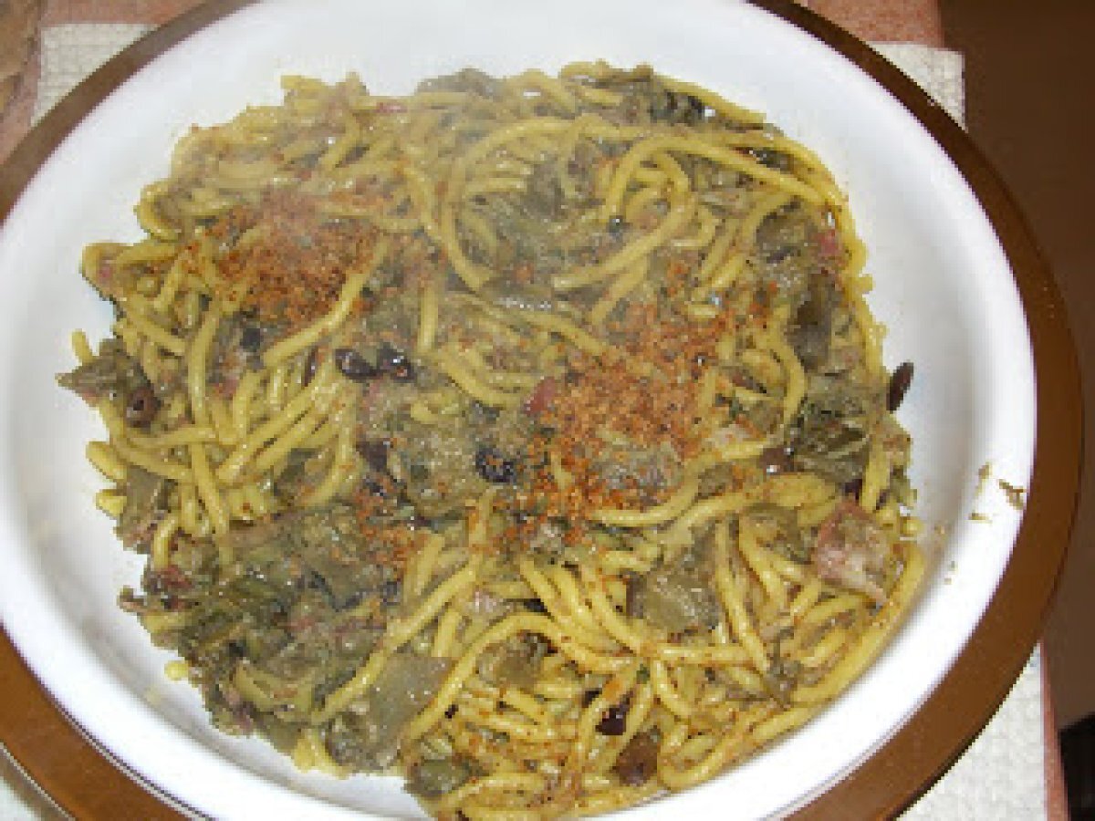 BIGOLI AI CARCIOFI, PANCETTA, OLIVE E PANE GRATTATO (SALE E PEPE)