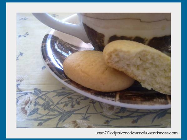 Tronchetto Di Natale Montersino.Biscolatte Di Luca Montersino Ricetta Petitchef