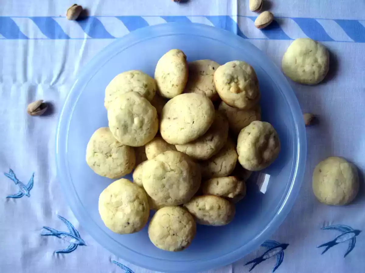 Biscotti al cioccolato bianco e pistacchi