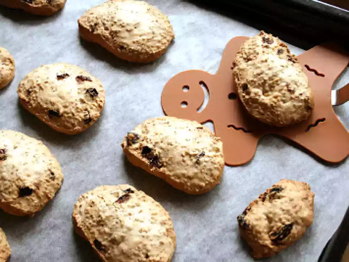BISCOTTI AL SESAMO E UVA SULTANINA (senza burro, senza latte, senza uova)