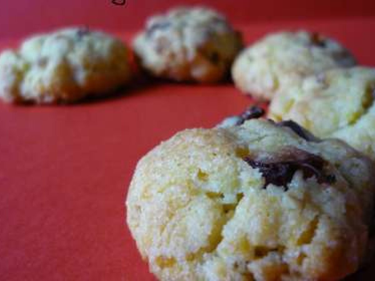 BISCOTTI ALL'AVENA E DATTERI