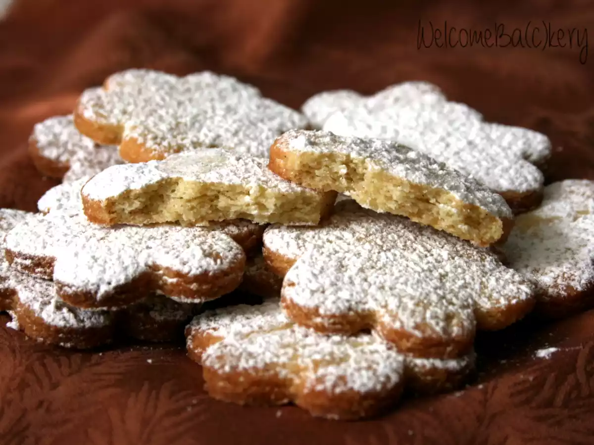 Biscotti alle mandorle e vaniglia