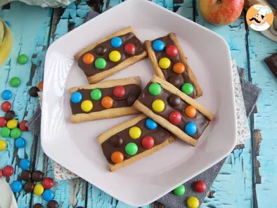 Biscotti con cioccolato e smarties - foto 3
