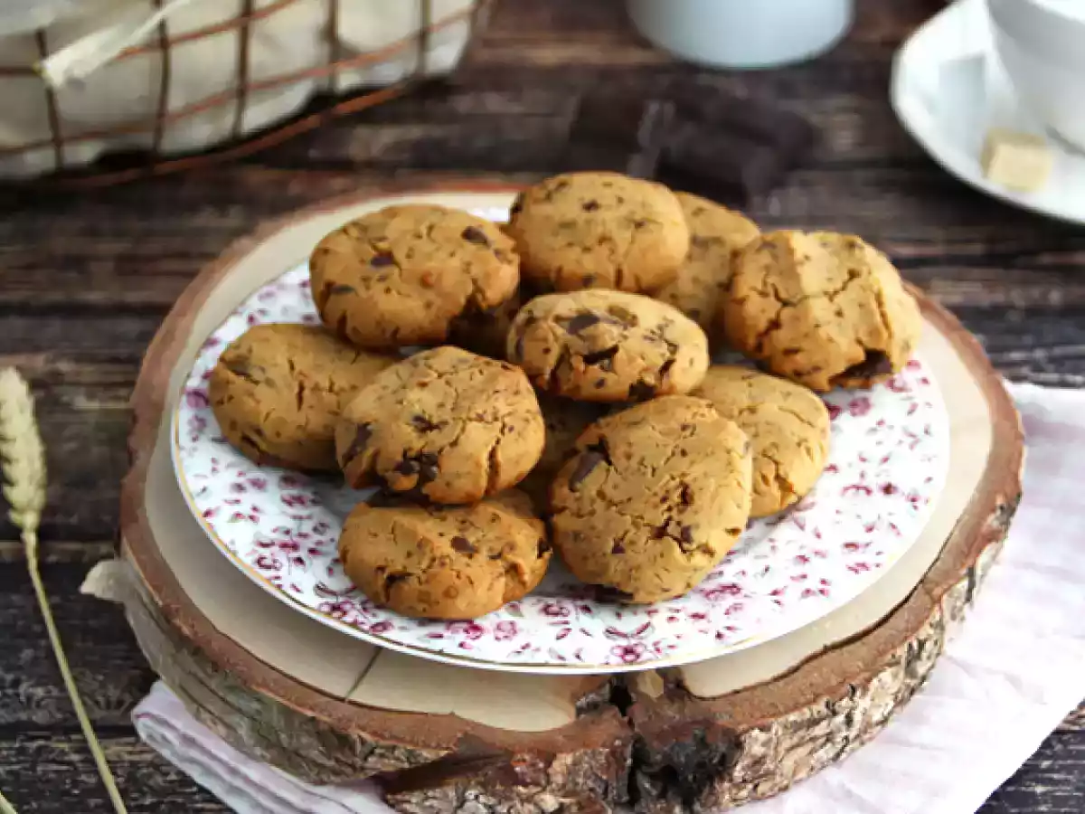 Biscotti con gocce di cioccolato, la fantastica ricetta vegana e senza glutine - foto 3