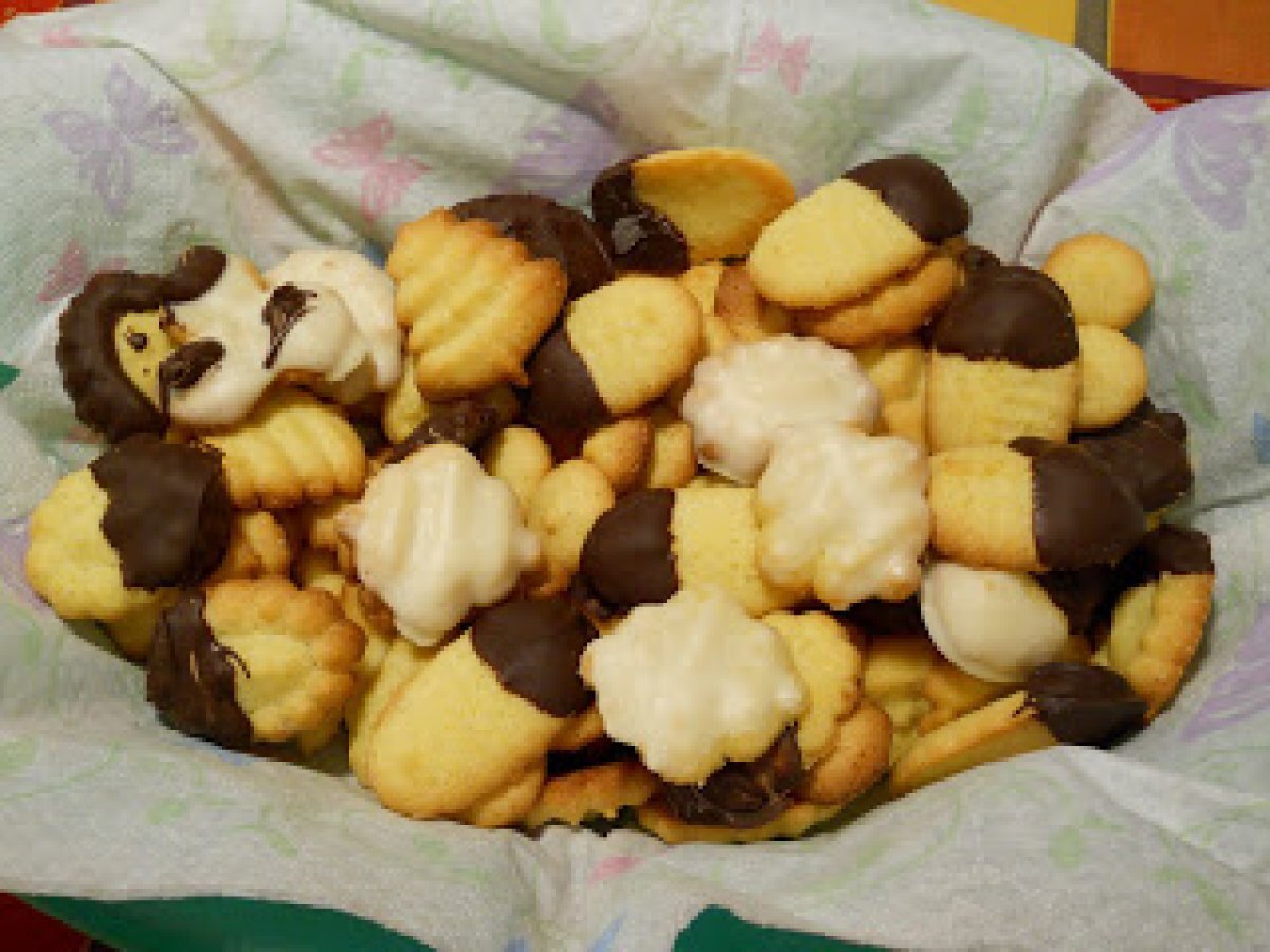 BISCOTTI CON LA SPARABISCOTTI