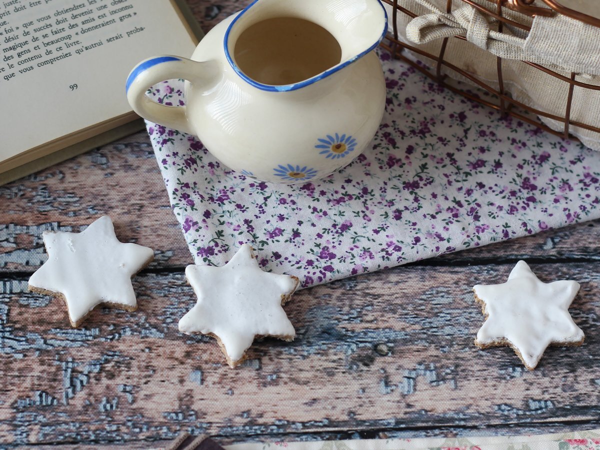 Biscotti di Natale a forma di stella, foto 1