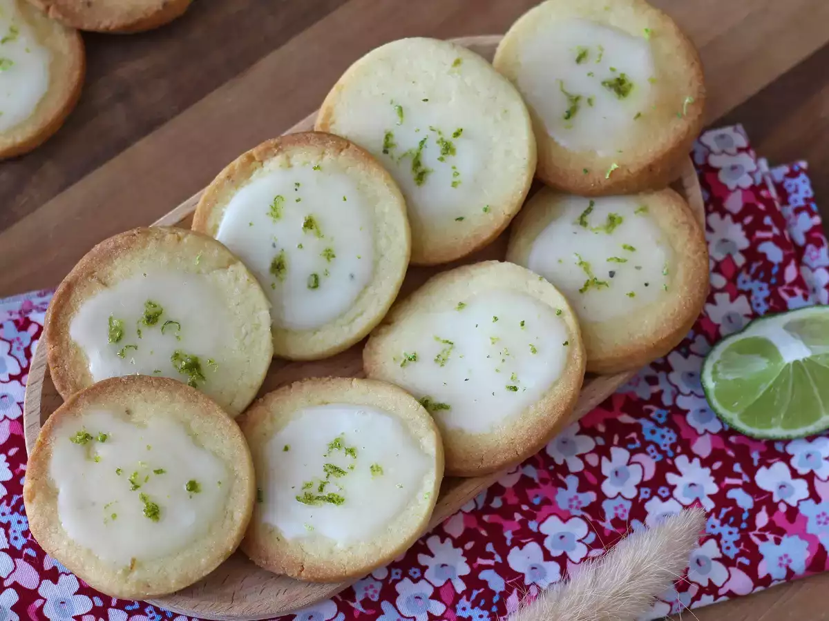 Biscotti di pasta frolla al lime con glassa - foto 2