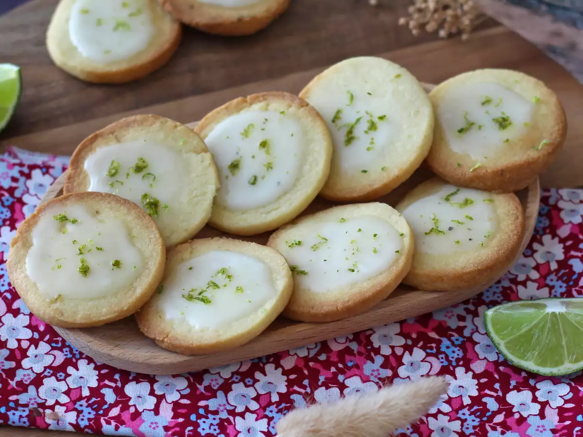Biscotti di pasta frolla al lime con glassa - foto 5