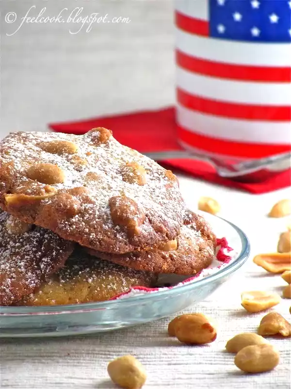 Biscotti dolci salati alle arachidi