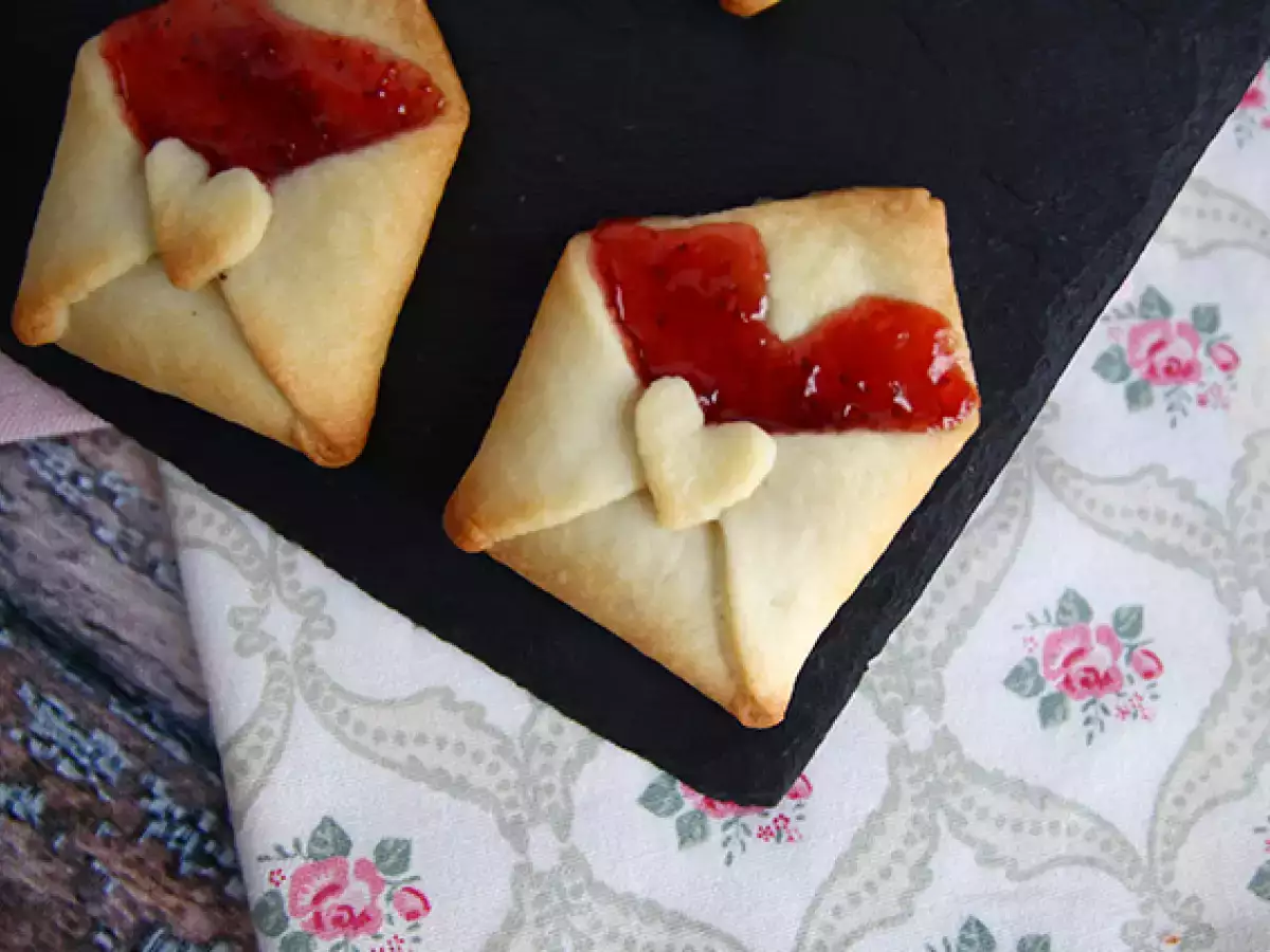 Biscotti lettere d'amore - Ricetta di San Valentino - foto 4