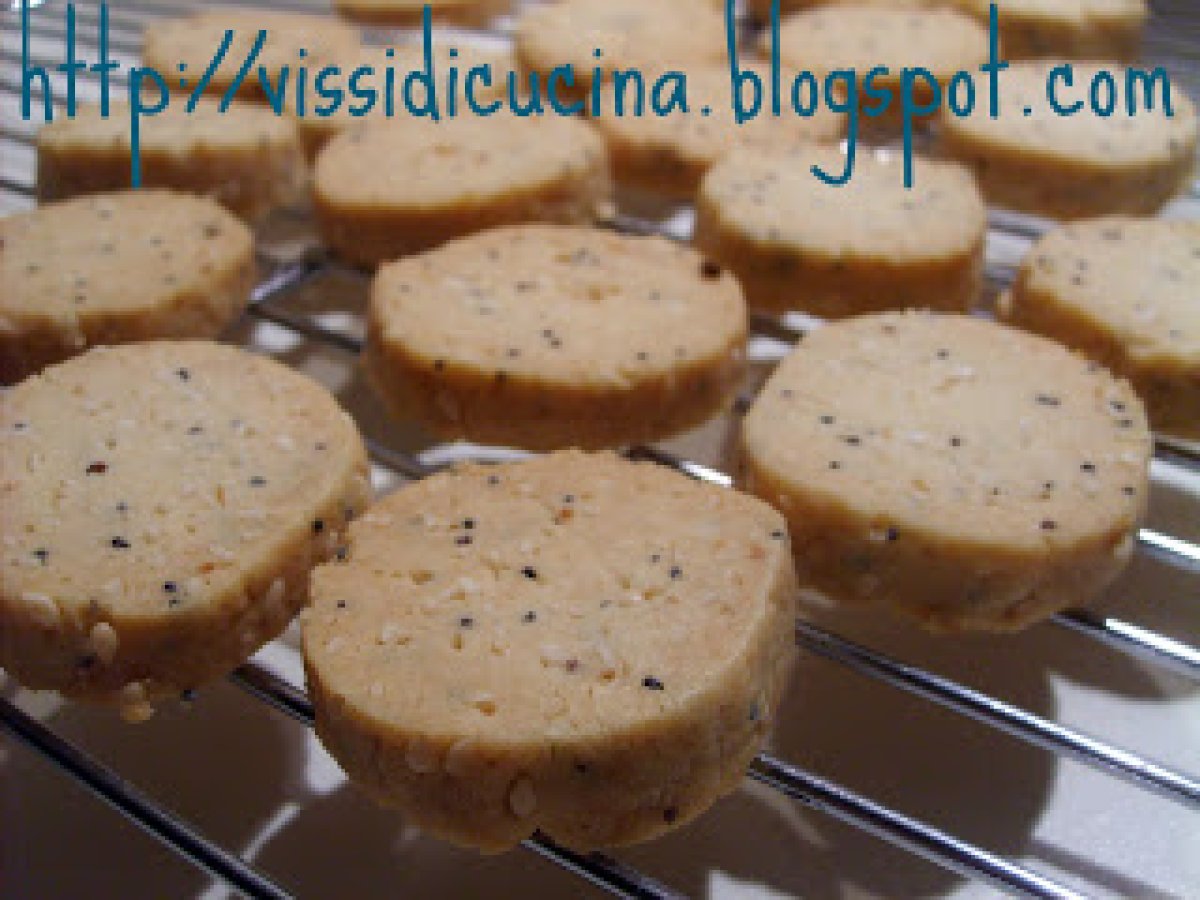 Biscotti salati ai semi - foto 3