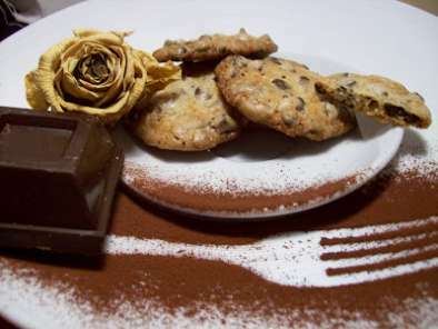Biscottini croccanti alle pepite di cioccolato all'olio extravergine d' oliva