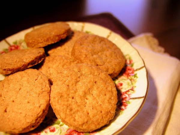 Biscottini di farro alla birra e cannella