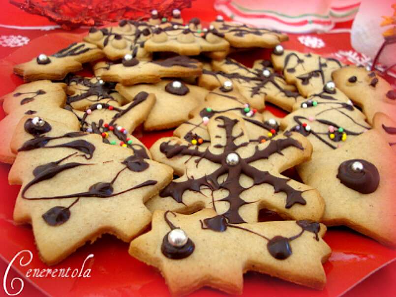 Biscottini natalizi con miele e spezie, foto 1