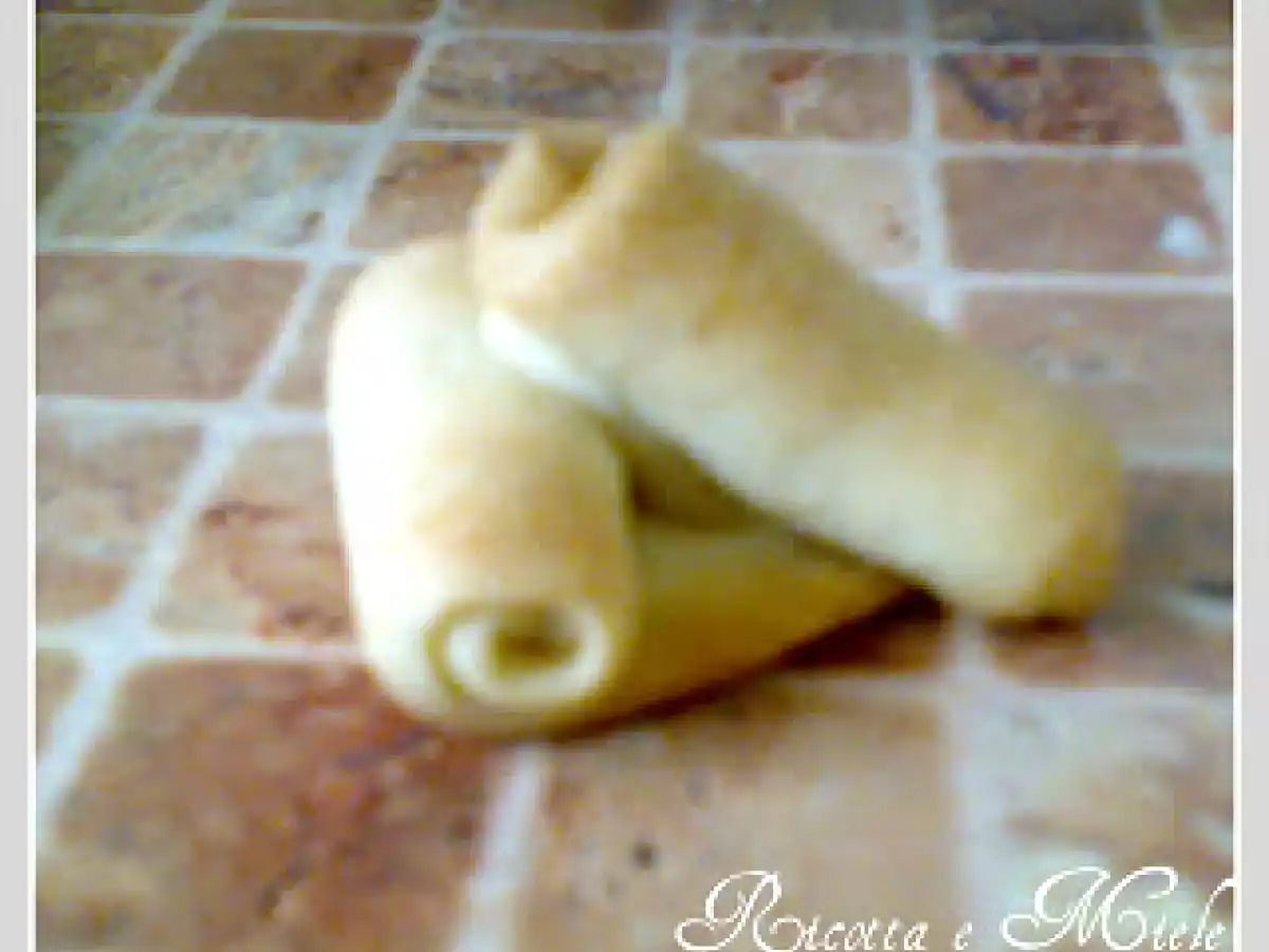 Bizcochitos y cuernitos de grasa (biscotti di strutto) - foto 2