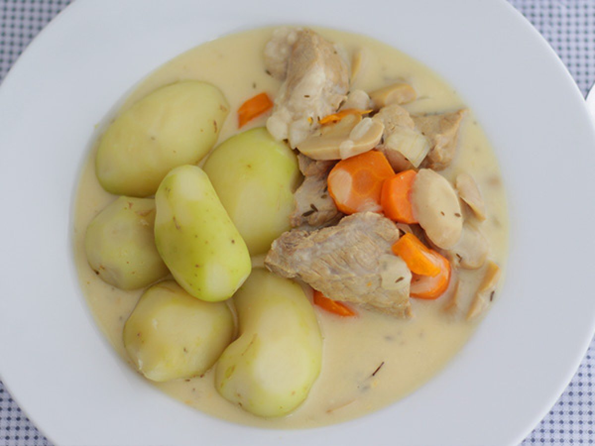 Blanquette di vitello, la ricetta Francese facile e gustosa! - foto 3