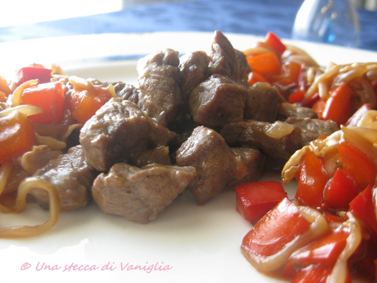 Bocconcini di manzo all'orientale