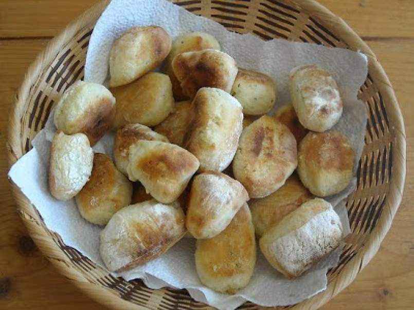 Bocconcini di pane ai peperoni e al rosmarino, foto 1