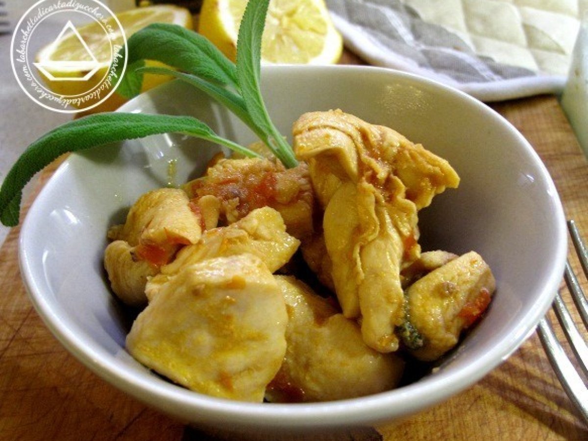 Bocconcini di pollo ai pomodorini e salvia,  - foto 2