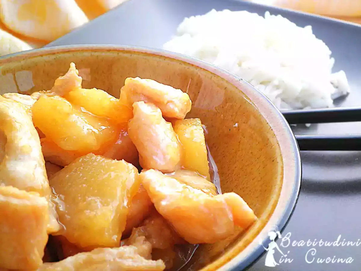 Bocconcini di pollo all'ananas