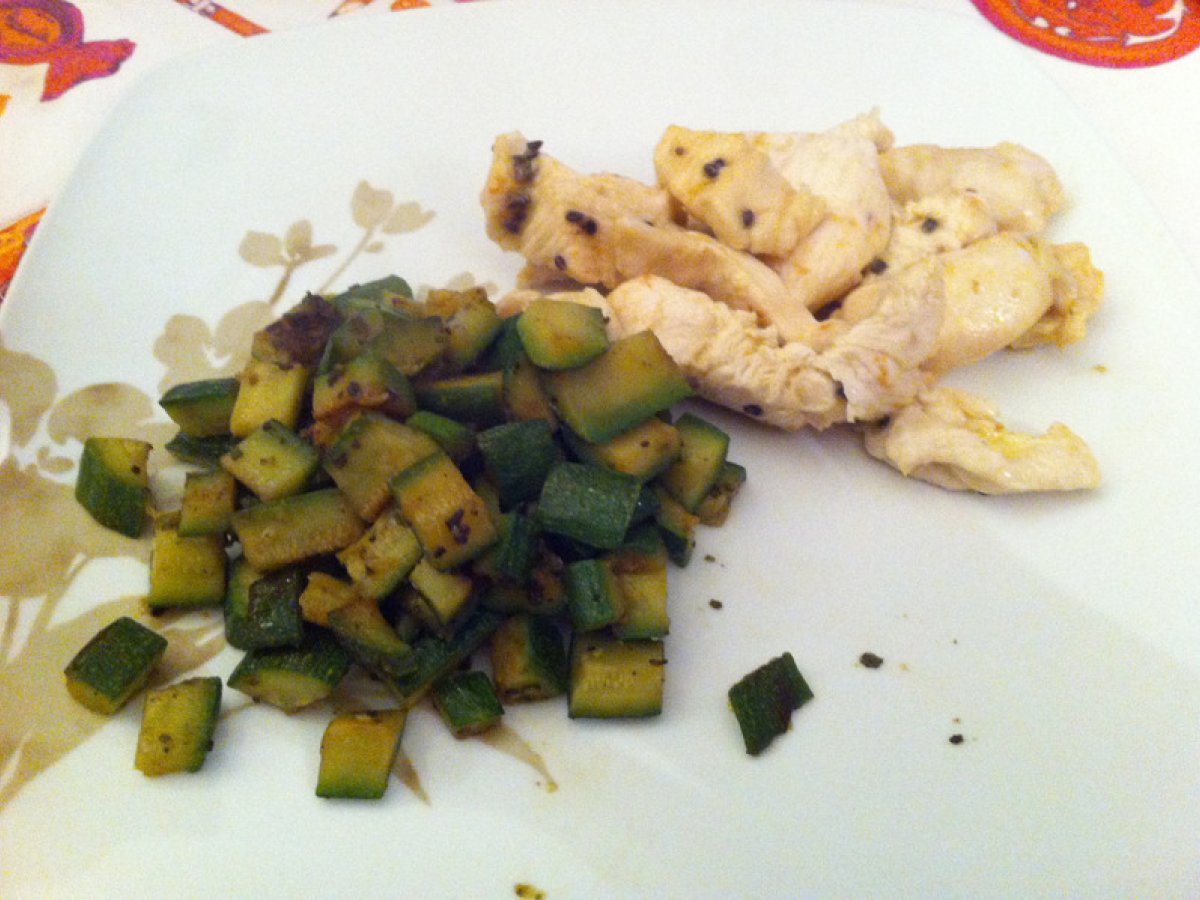 Bocconcini di pollo limone e cardamomo