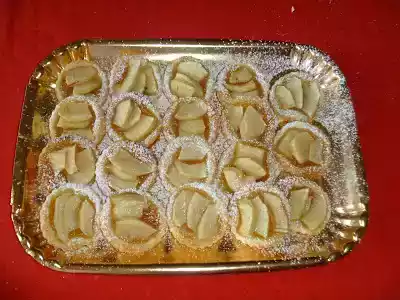 Bocconcini di sfoglia alle mele con marmellata di nashi e zenzero home made