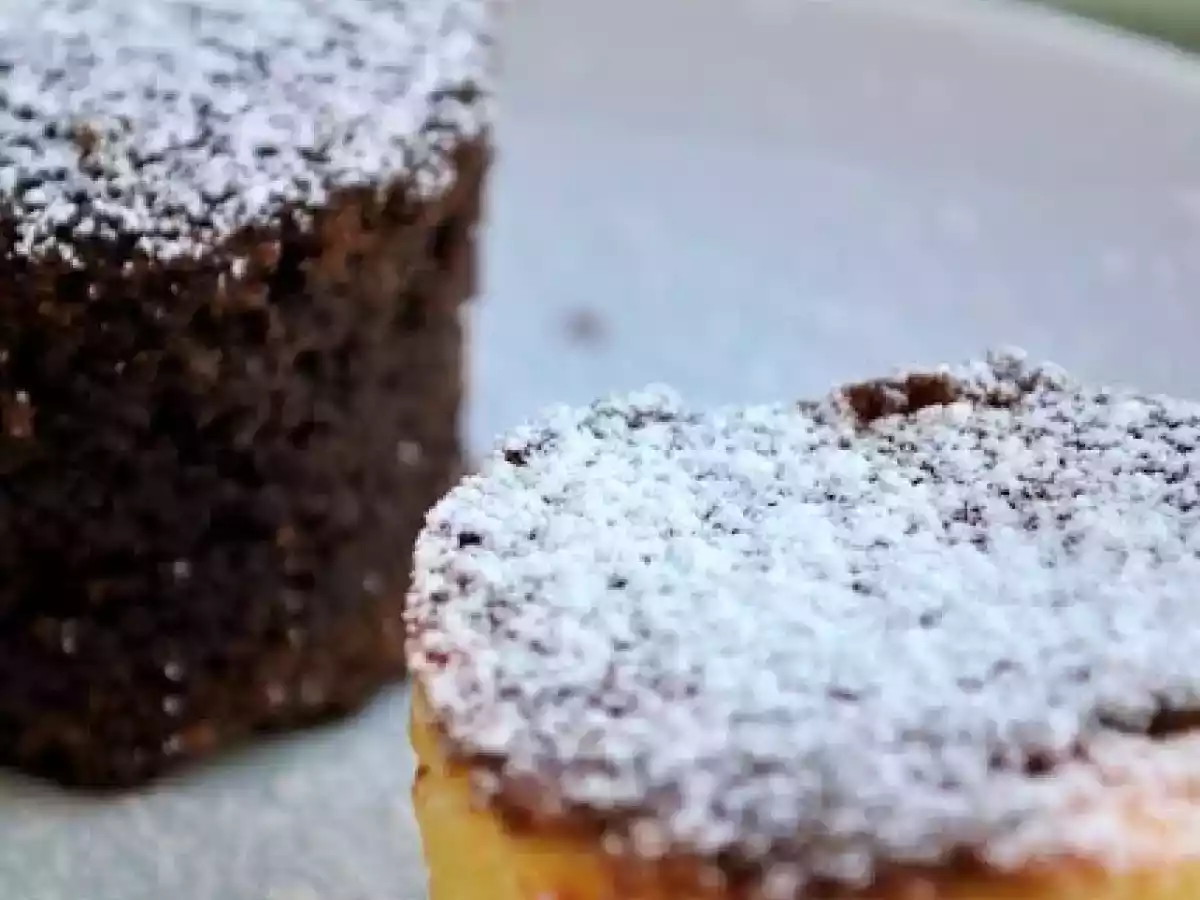 Bocconcini di Torta Caprese al Fondente e al Cioccolato Bianco