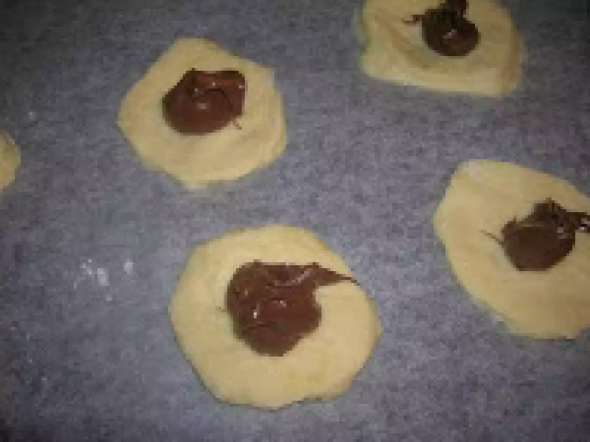 BOMBOLONI CON NUTELLA E MARMELLATA - krapfen with nutella and jam - foto 7